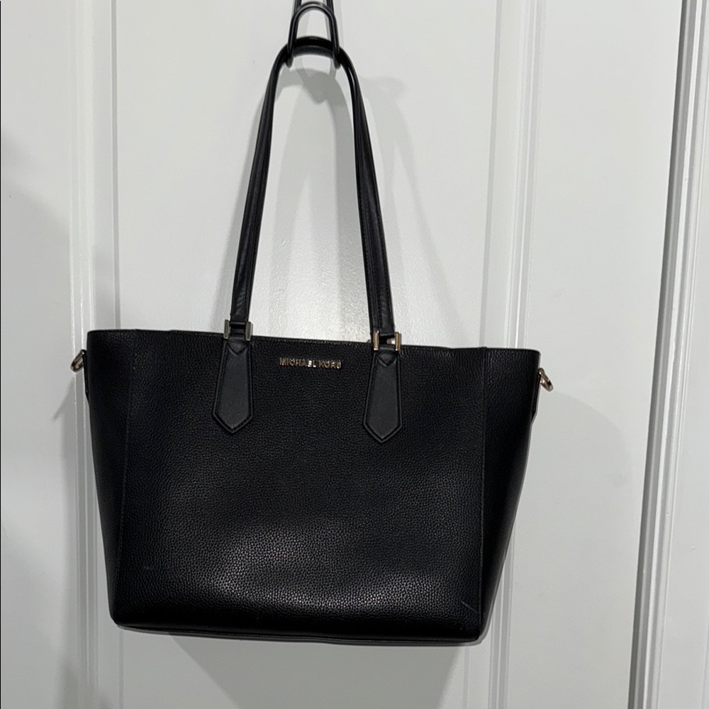 Michael Kors Black Tote Bag with matching wallet